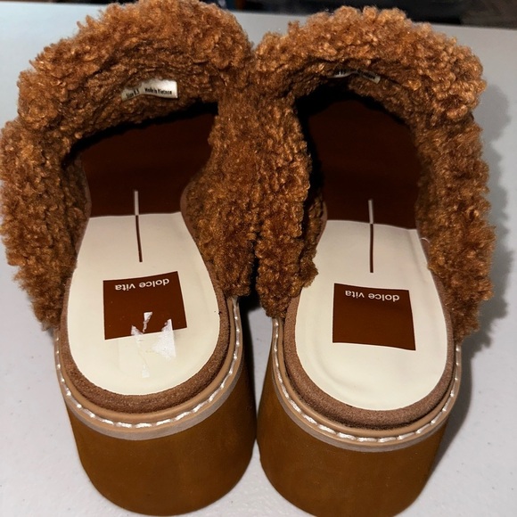NWOB Dolce Vita Lelani Plush Flats Pecan Suede platform Mules faux fur lined 8.5 - Picture 5 of 14